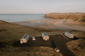 Strathy Bay Pods